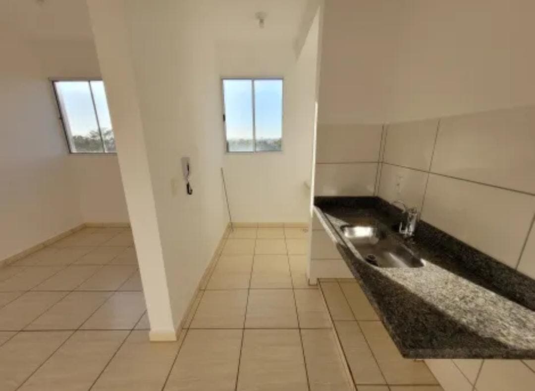 Apartamento em Jardim Célia - Uberlândia — foto 1 de 6