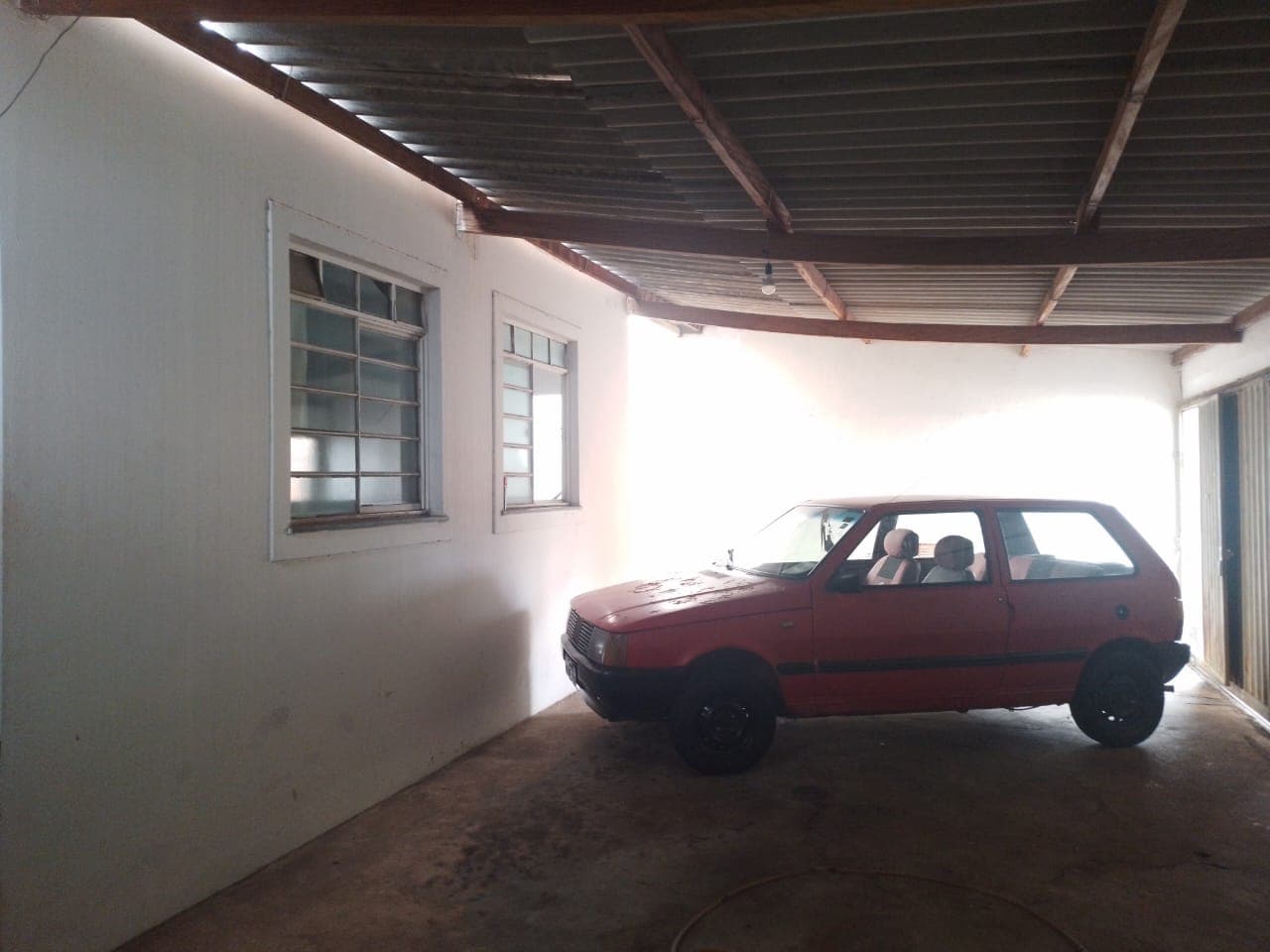 Casa em Maria Rezende - Uberlândia — foto 1 de 4